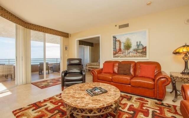 Som 701 - Somerset 3 Bedroom Condo by Redawning