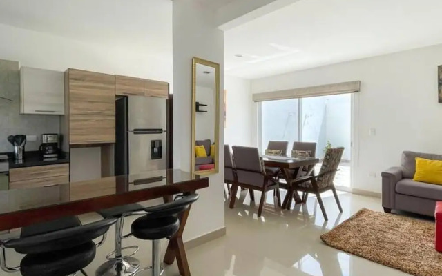 Prime Location House at Cerritos Great Price