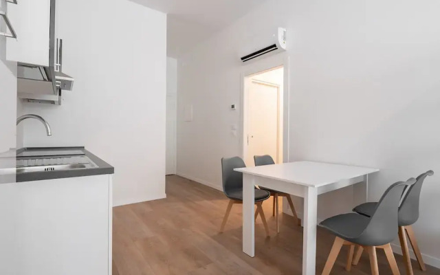 Carducci Modern Apartment 3 by Wonderful Italy