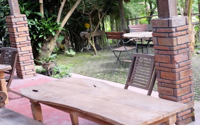 Patehan Villa Dewandaru