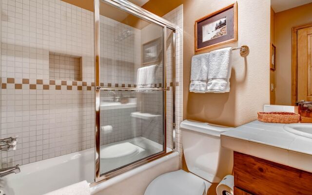 One Breck Place Imperial 25