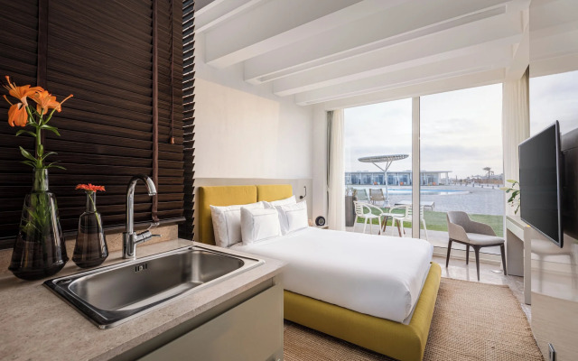 The G Hotel Seashell