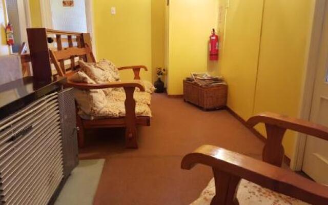 Hostal los Canelos