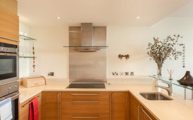 Gorgeous 2 Bed, with Balcony, Battersea