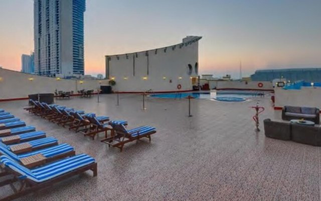 Gorgeous 1- Bed Apartment Near Mall of Emirates