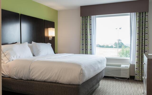 Holiday Inn Express & Suites Sweetwater, an IHG Hotel