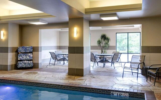 Comfort Suites Little Rock West