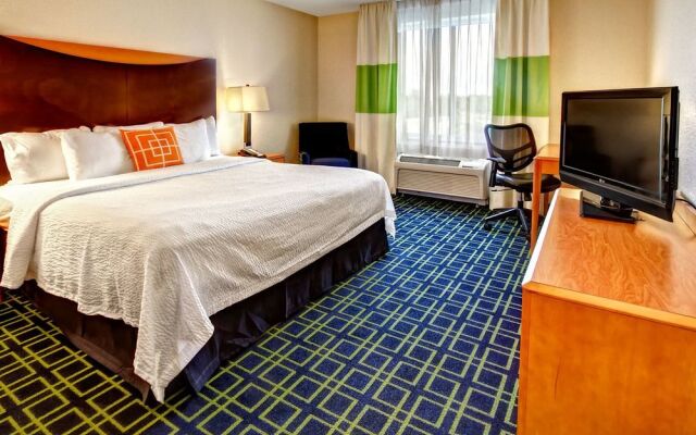 Fairfield Inn & Suites Naples