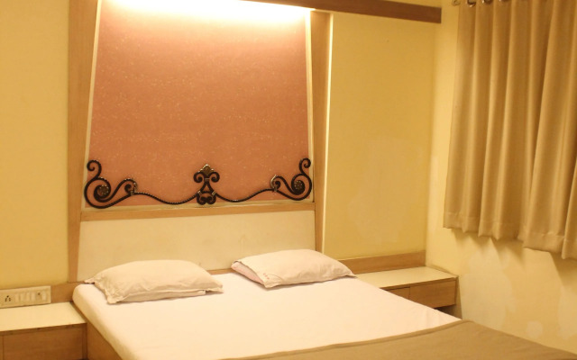 OYO 30840 Hotel Derby