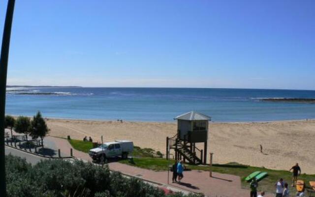 Toowoon Bay Beachside Unit, Unit 4