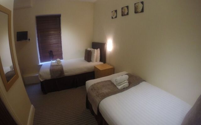 Happy Return Hotel