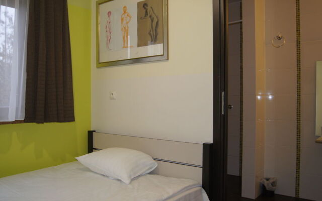 Green Energy Rooms