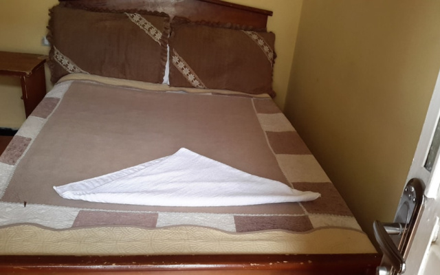 Liya Guest House