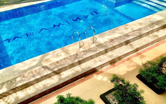 The Henry Resort Taramindu Laiya
