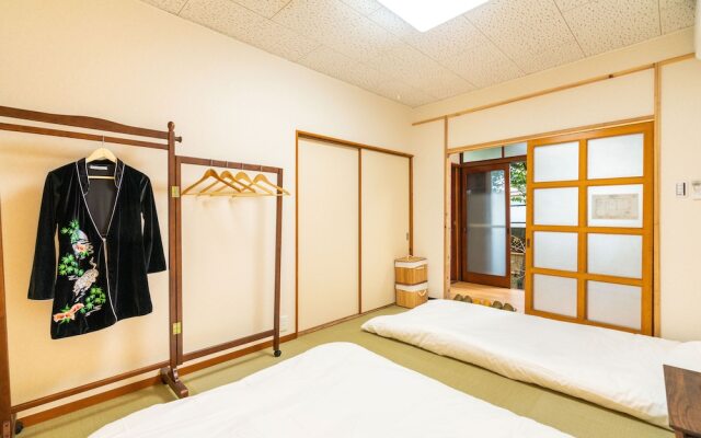 ZAITO Tokyo Oshiage Economy Inn