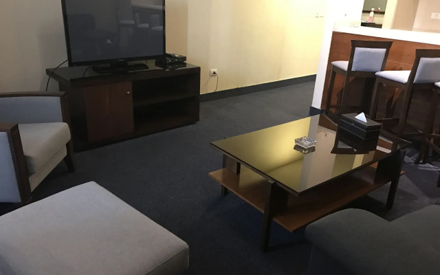 NY Suites Hotel