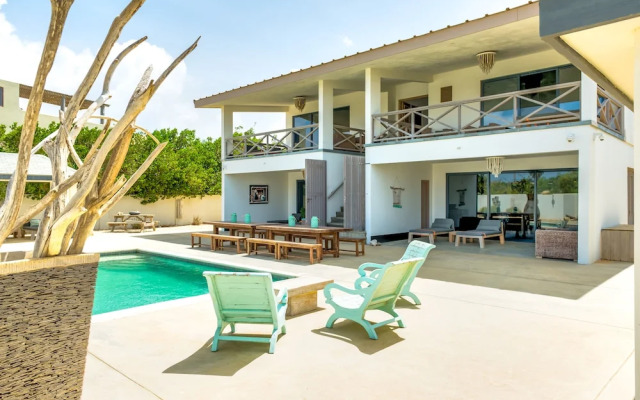 Vista Alegre by Boutique Bonaire Unique Resorts