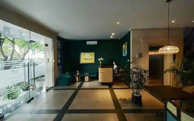 Poonsa Cau Giay Apartment