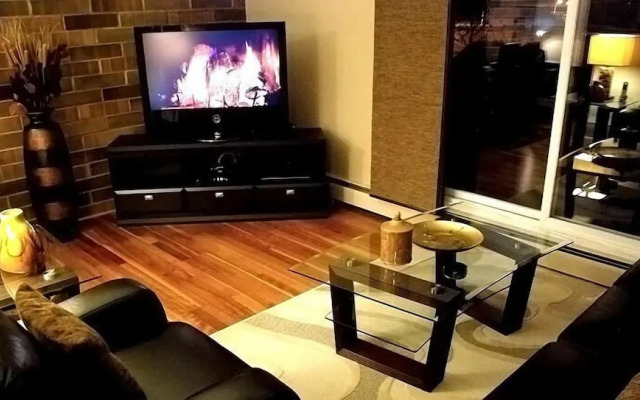 Corporate Suites of Calgary - Sunnyside