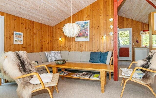 Exotic Holiday Home in Midtjylland With Terrace