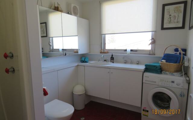 Beach Front The Wedge - Adults Only