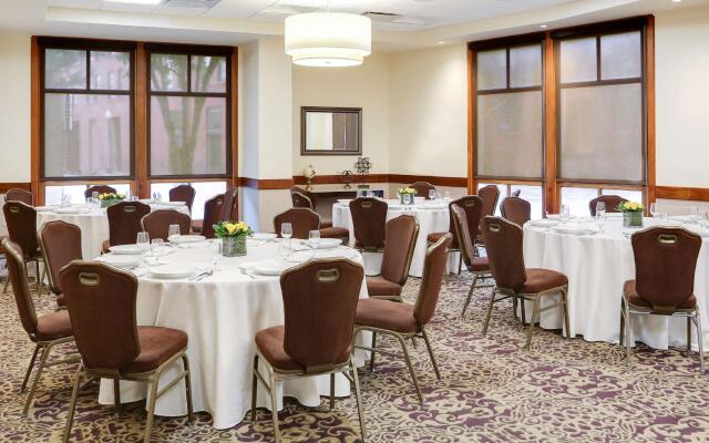 Embassy Suites by Hilton New Orleans