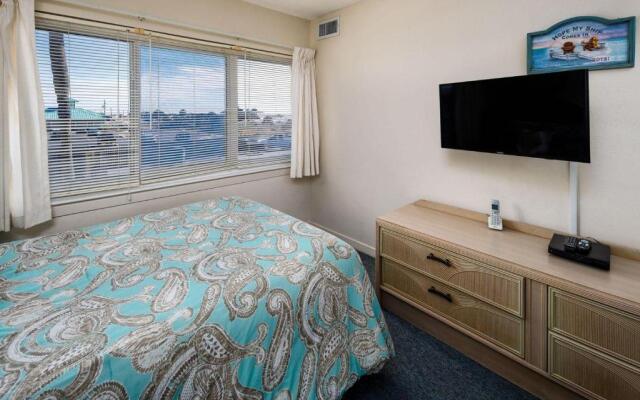 Seaspray Condos 104B