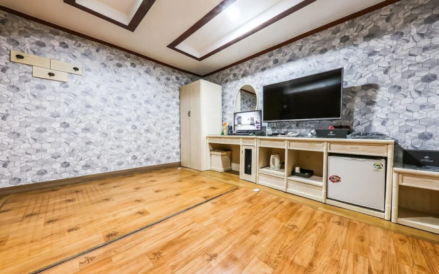 Daejeon Yongmun Propose