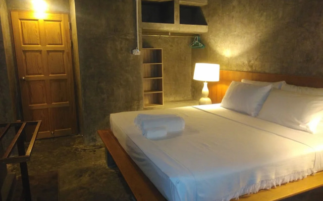 Phuchada Residence