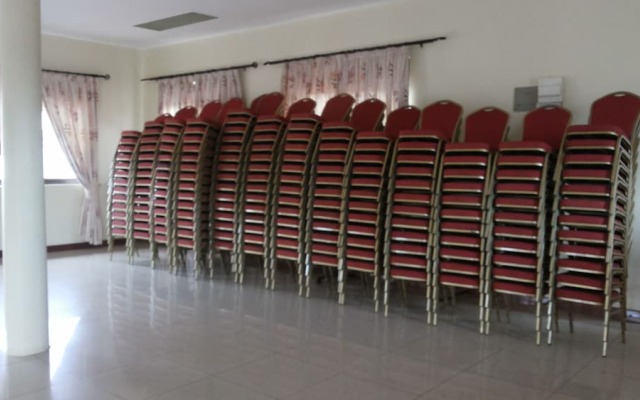 Lillian Towers Hotel