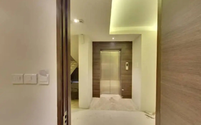 OYO 7223 Hotel Grandeur UNA Smart