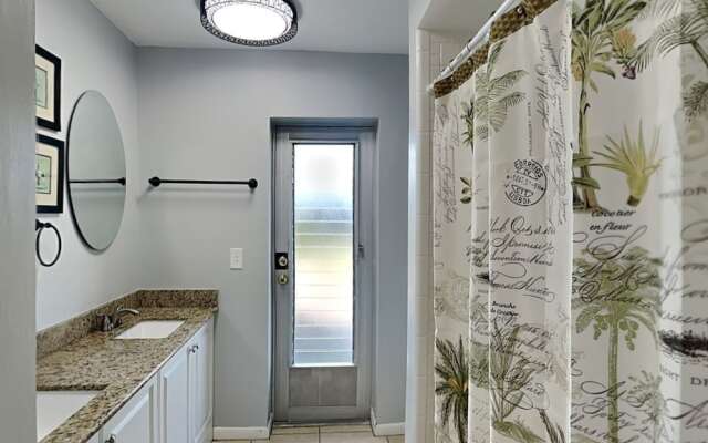 Sunshine Canal Home
