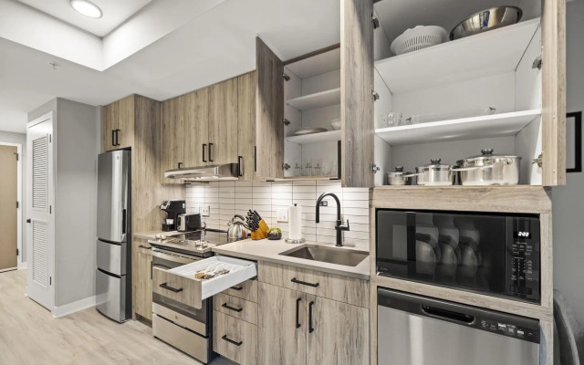 Coda on Half, a Placemakr Experience - Navy Yard