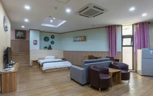 Yantai Venice Fashion Theme Hotel