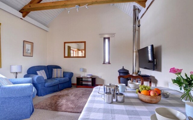 Quaint Holiday Home in Little Haven near Beach