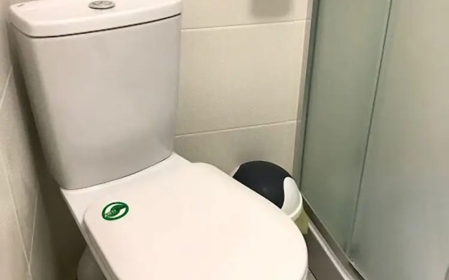 Апартаменты в центре на ул. Пологой, 17