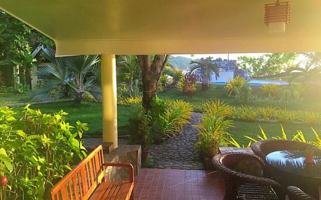 Puesta del Sol Beach Bungalows