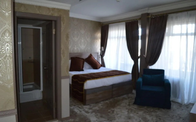 Avalon Hotel