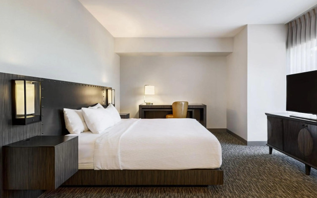 The Southlake Hotel