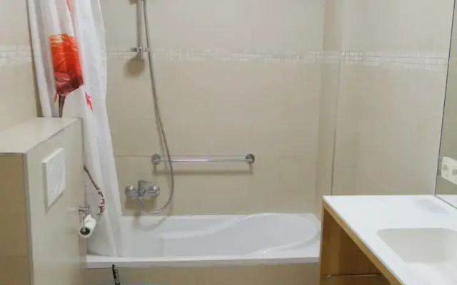 Apartment in Nieuwpoort by the Beach