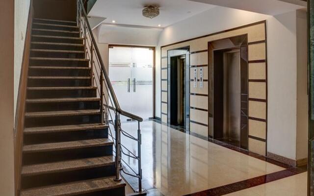 Rg Corporate Suites