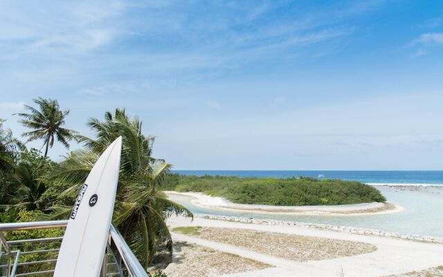 Reef Edge Thulusdhoo