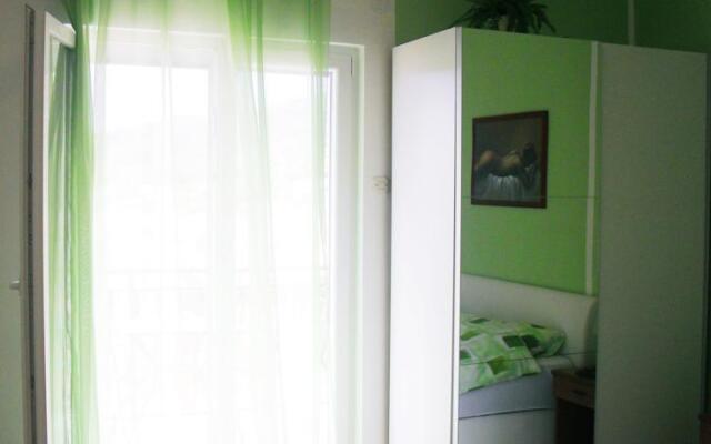 Apartments & Rooms Vitt