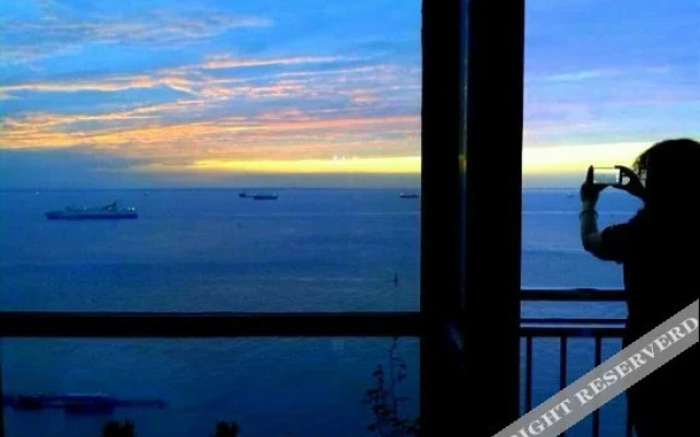 Qingdao BlueStone Seaview Hostel