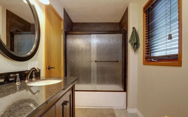 Slopes Spokes Alaska Large HOT TUB