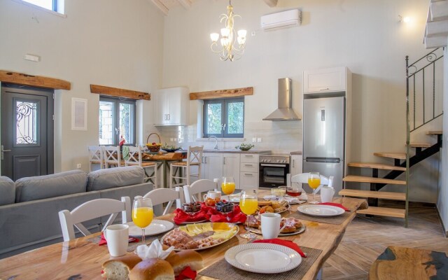 Luxury Villa Dias