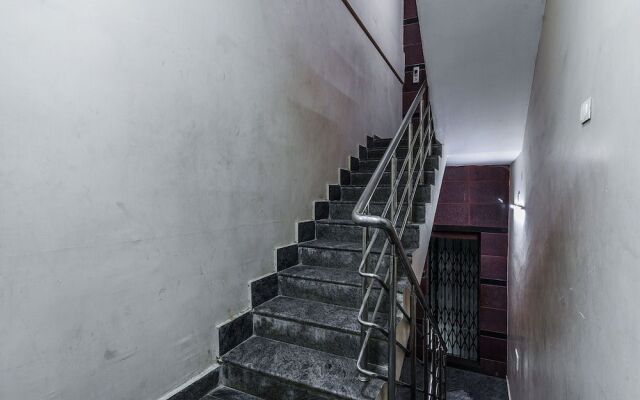 Oyo 16856 Sri Jaya Guesthouse