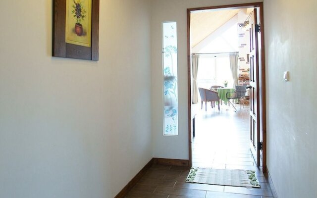 Hou Niao Fei Xing B&B