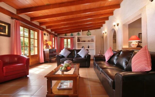 Villa - 3 Bedrooms with Pool - 103124