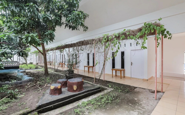 OYO 93462 Wisma Silampari